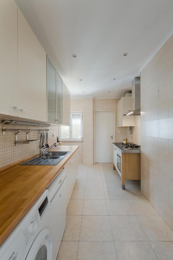 Casa Boma Lisboa - Lighting Apartment With Private Balcony - Campolide I المظهر الخارجي الصورة